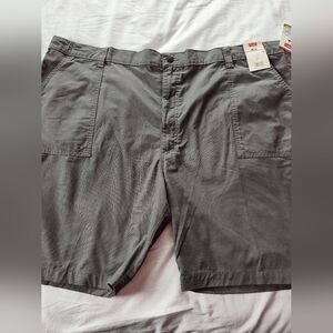 WRANGLER NWT Men's Classic Flex Waist Hiking Shorts. Size 48. 9" Inseam.